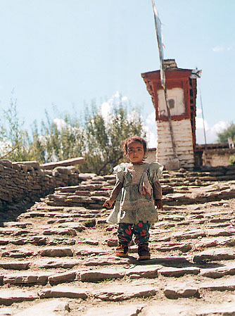 MOUNTAIN CHILD, Nepal, Photo by Dennis Kohn